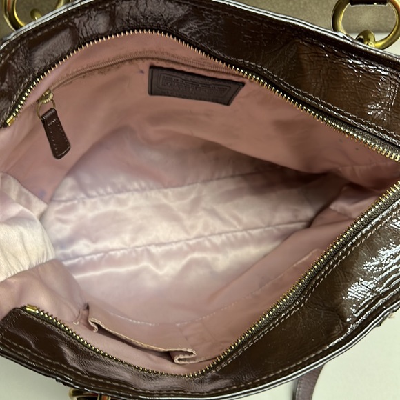 🔥🔥🔥Coach Brown Patent Leather Shoulder Bag Tote - Picture 14 of 16